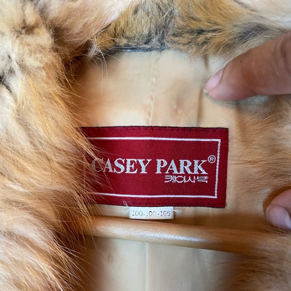 Casey Park (Real Fur) Vest - Picture 4 of 8